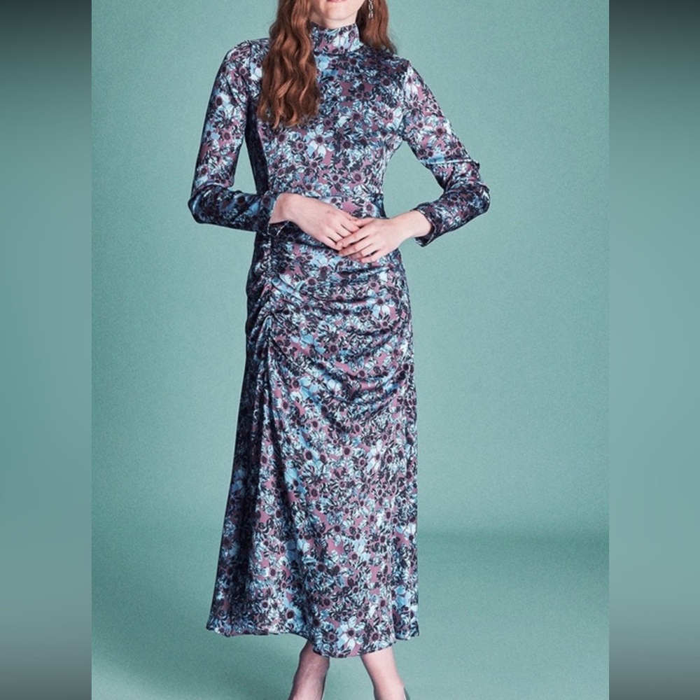 Latifa dress